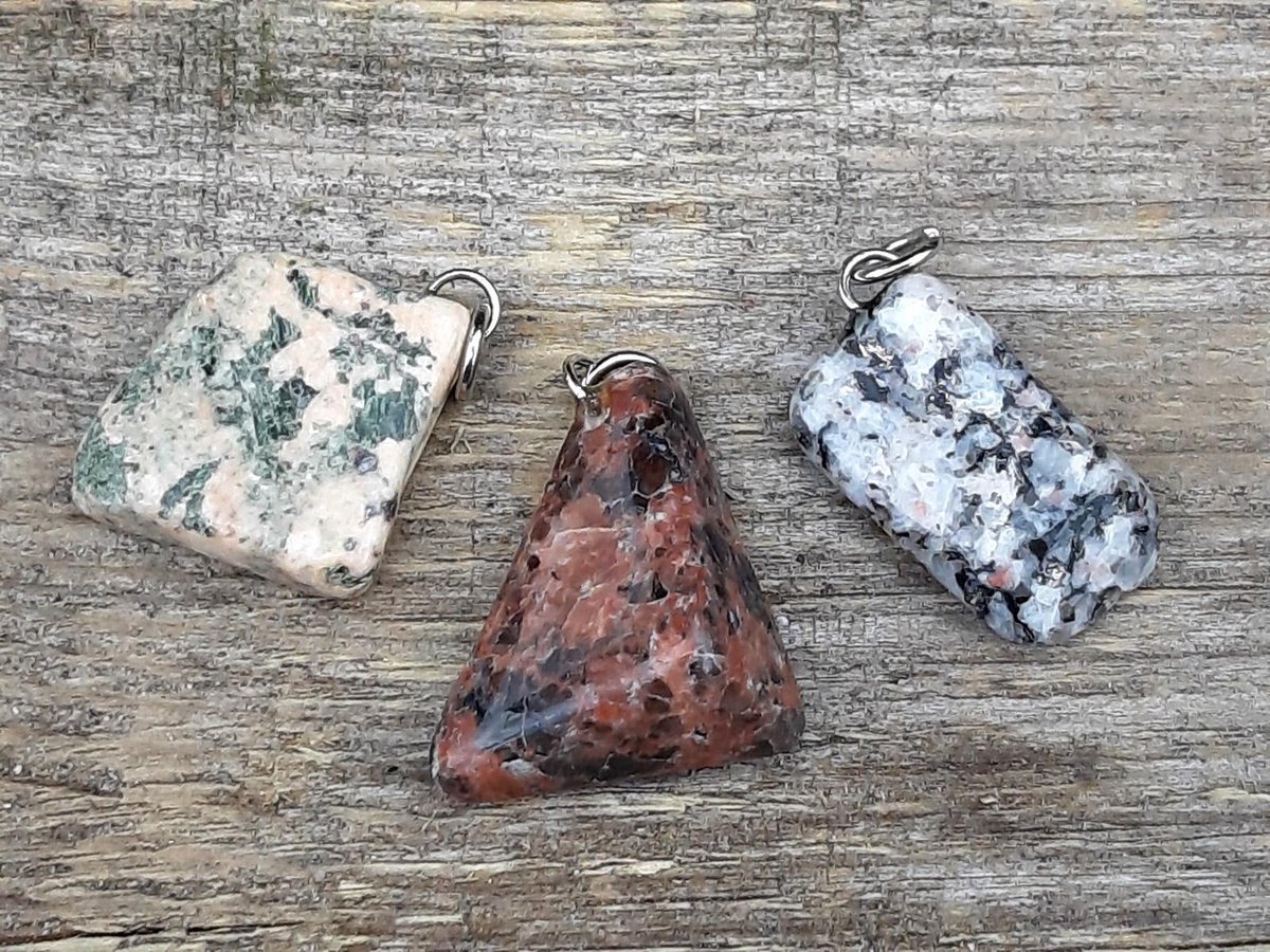 Edelsteen Schrift Graniet hanger